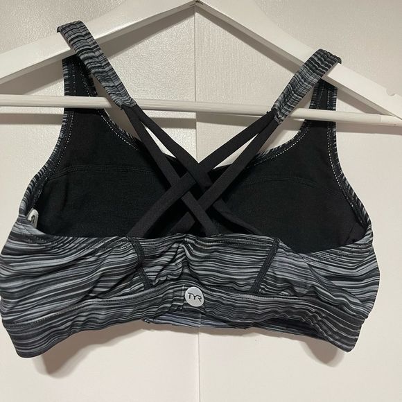 TYR Black/Gray Cross Back Sports Bra Large 10/12 - Picture 7 of 14